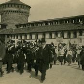 Adunata nazionale Uoeina Milano 29-04-1923 Entrata al Castello Sforzesco
IV Convegno nazionale “per il monte contro l'alcool”